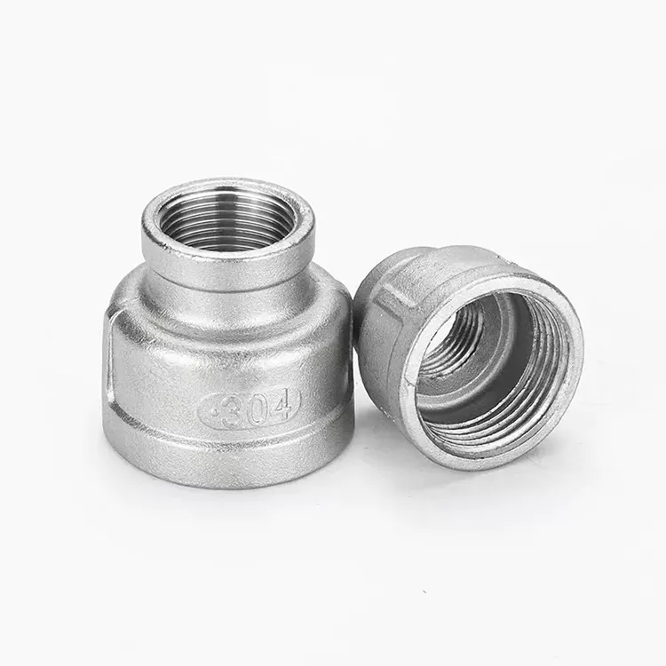 Txiv neej Thread Reducing Connector